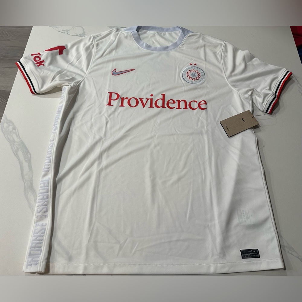 Portland Thorns FC Authentic Men’s Nike Jersey (XL) Retails For $90